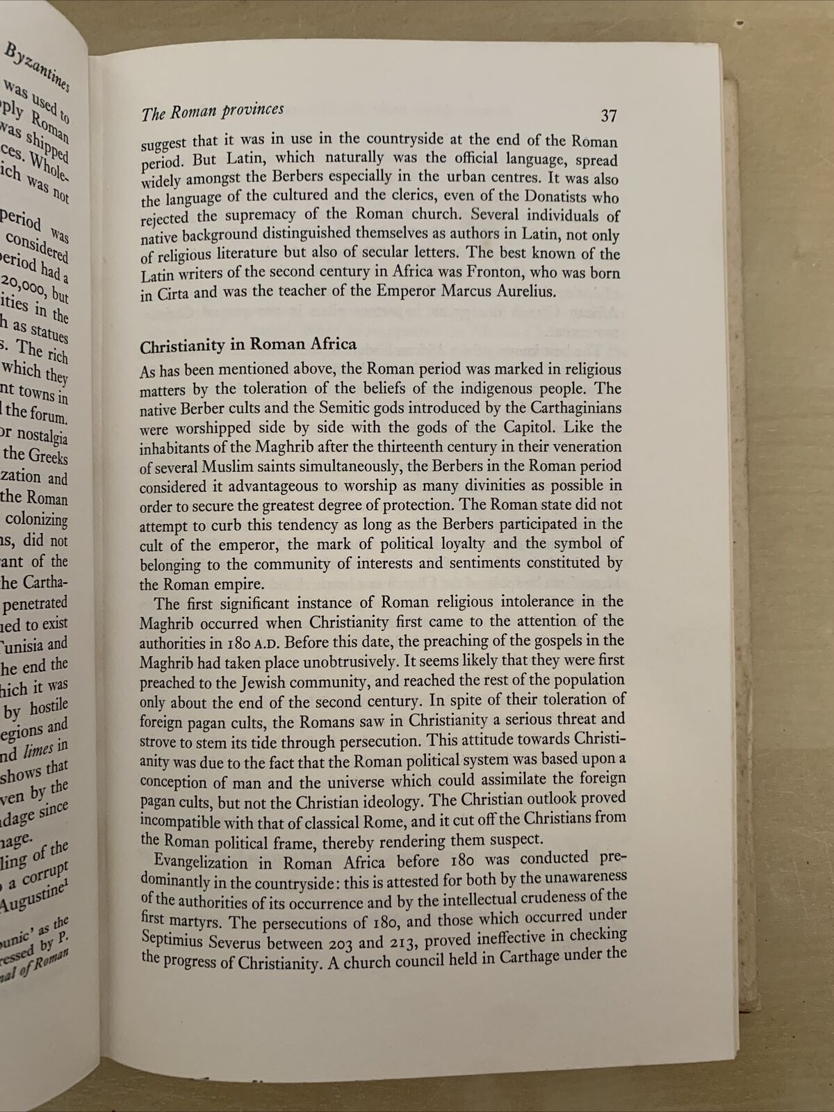 A HISTORY OF THE MAGHRIB - Jamil M. Abun - Nasr. Cambridge University Press 1971