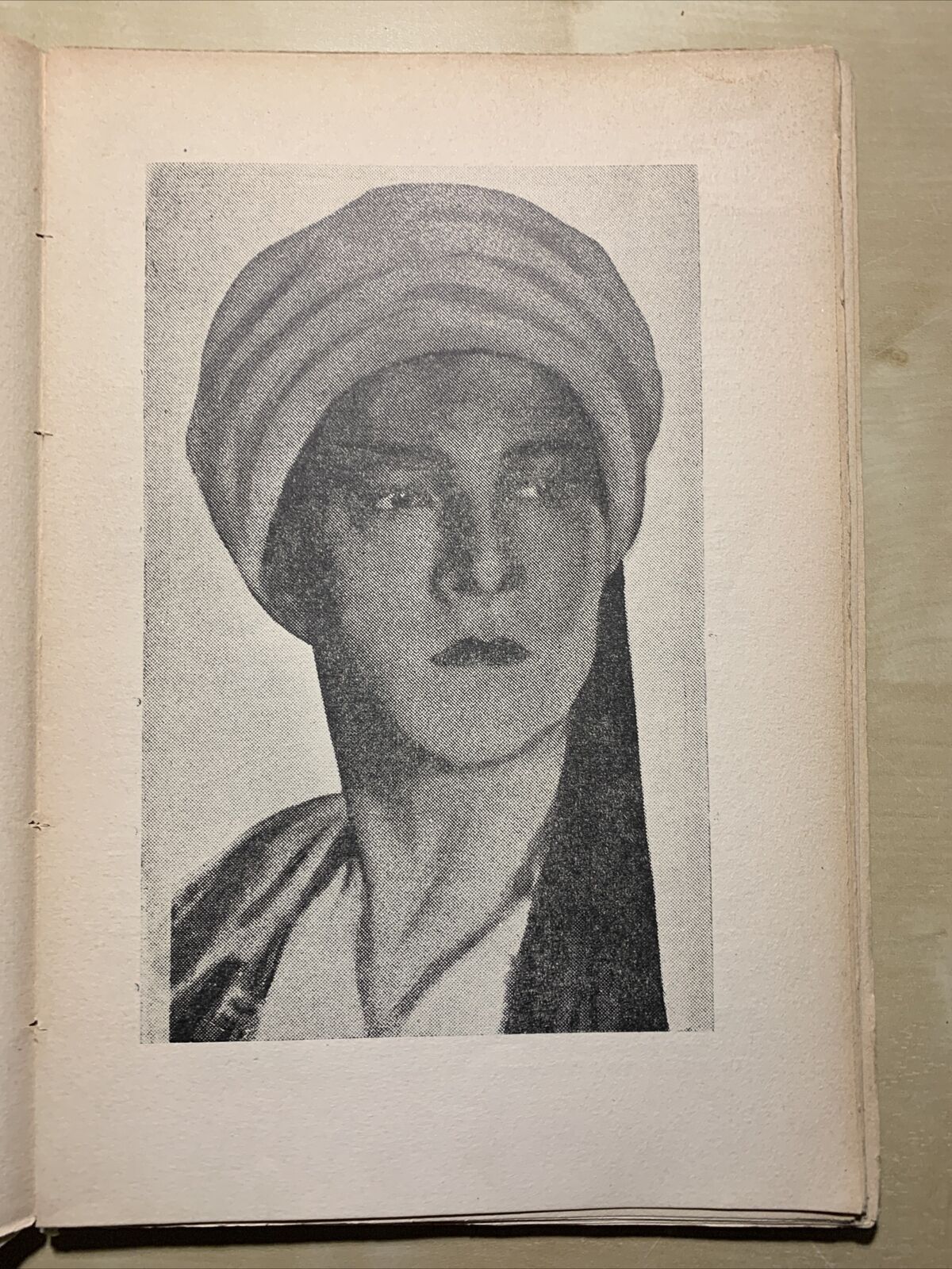 IL FIGLIO DELLO SCEICCO, Rodolfo Valentino - Vico Sinigallie 1927