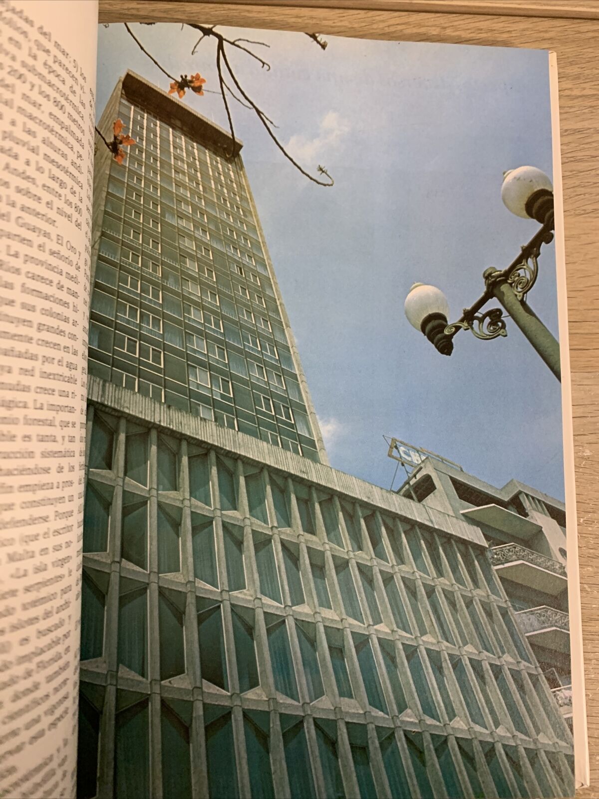 ECUADOR MARAVILLOSO - CIRCULO DE LECTORES