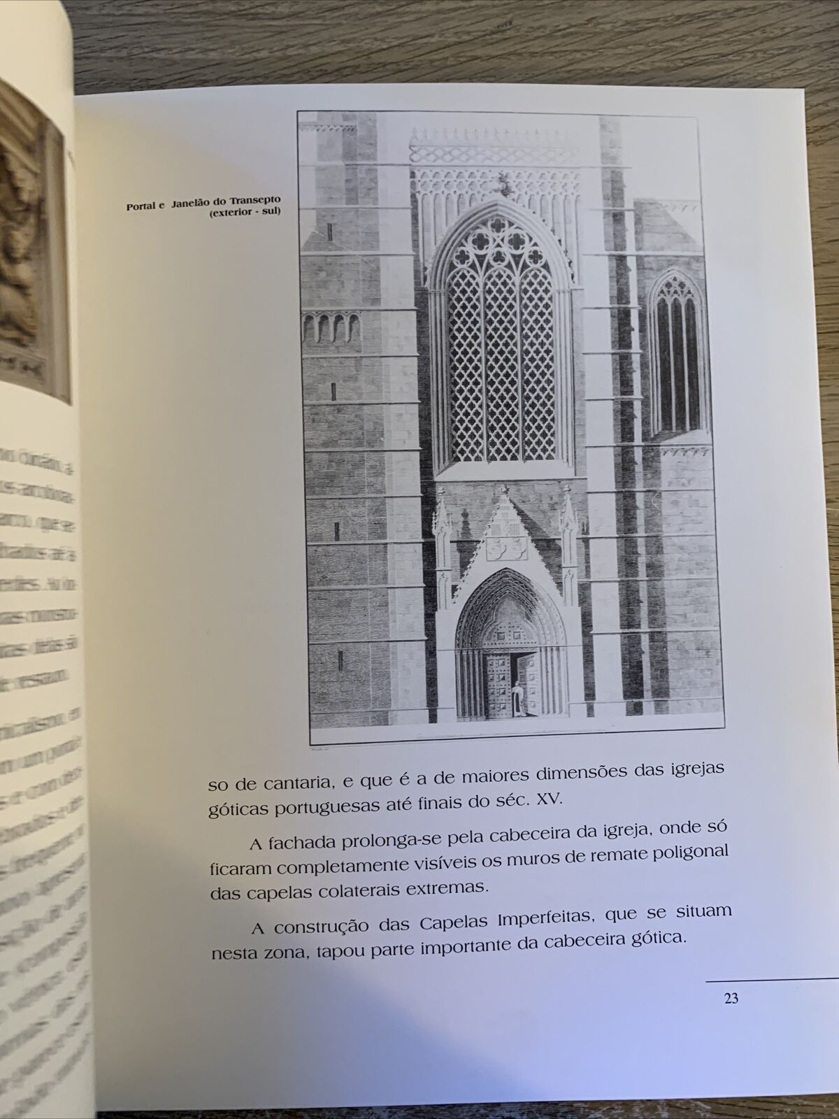 SANTA MARIA DA VITÓRIA, BATALHA. POR BIEN, SÉRGIO GUIMARÃES DE ANDRADE 1998