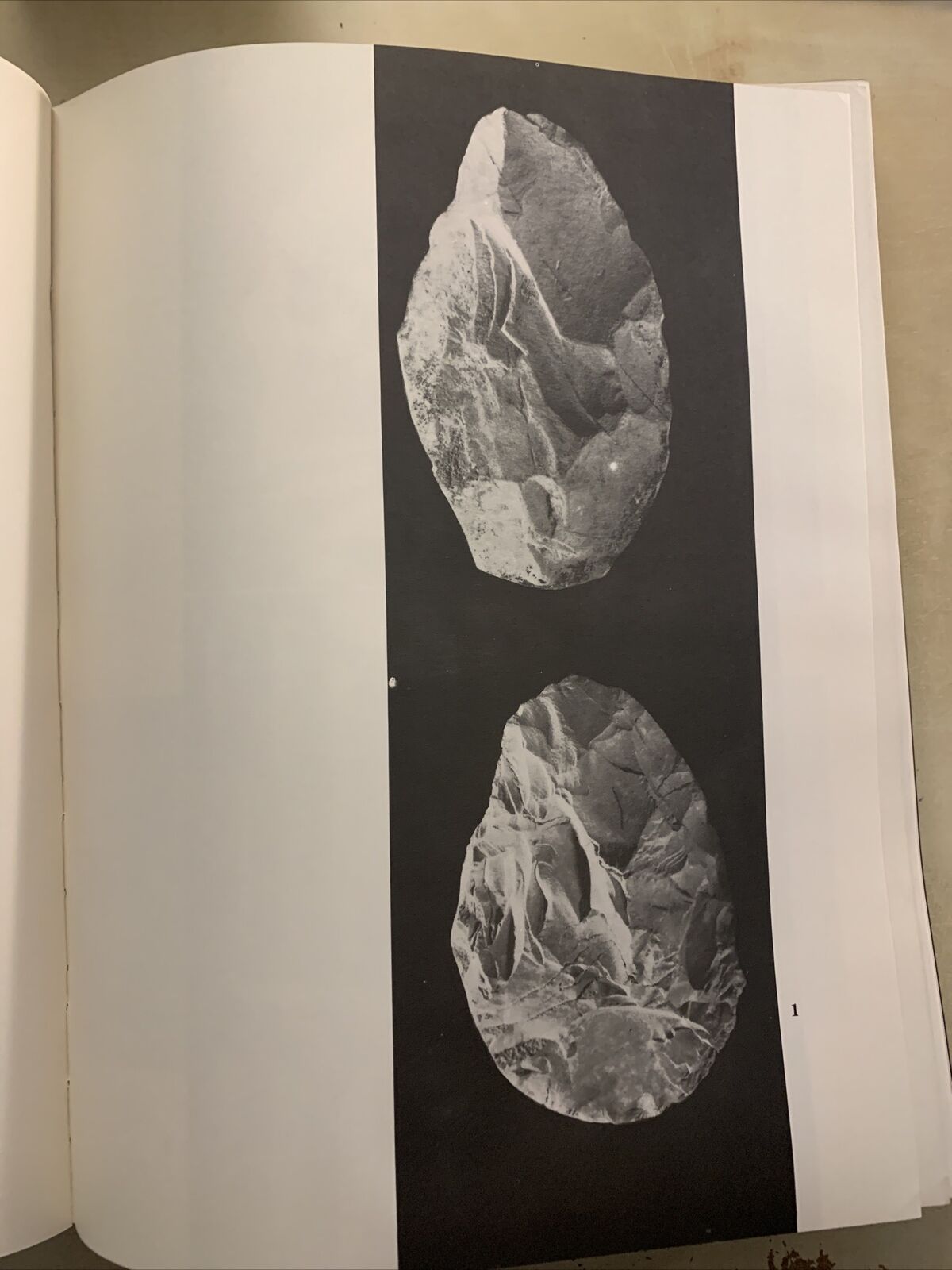 Treasures of the Iraq museum - Dr. Faraj Basmachi 1975