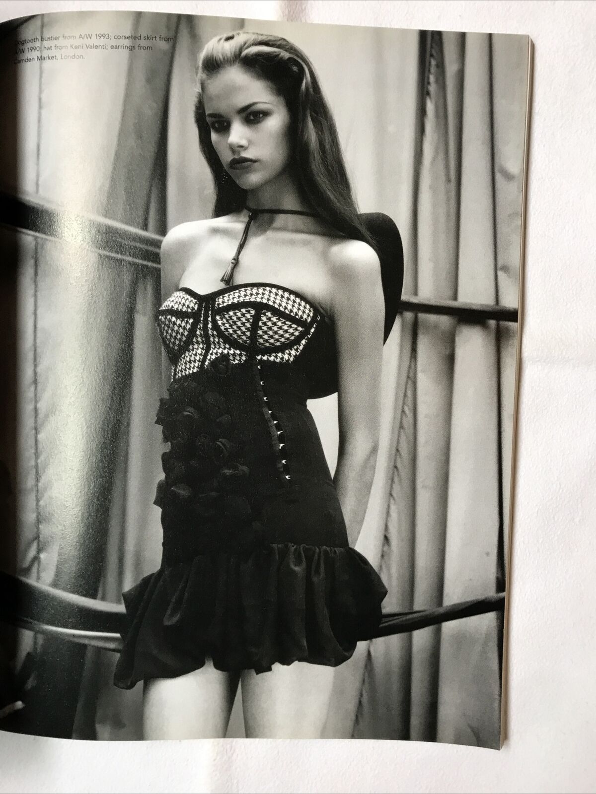 i-D Magazine no. 260 november 2005 THE FAITH ISSUE - NAOMI WATTS 