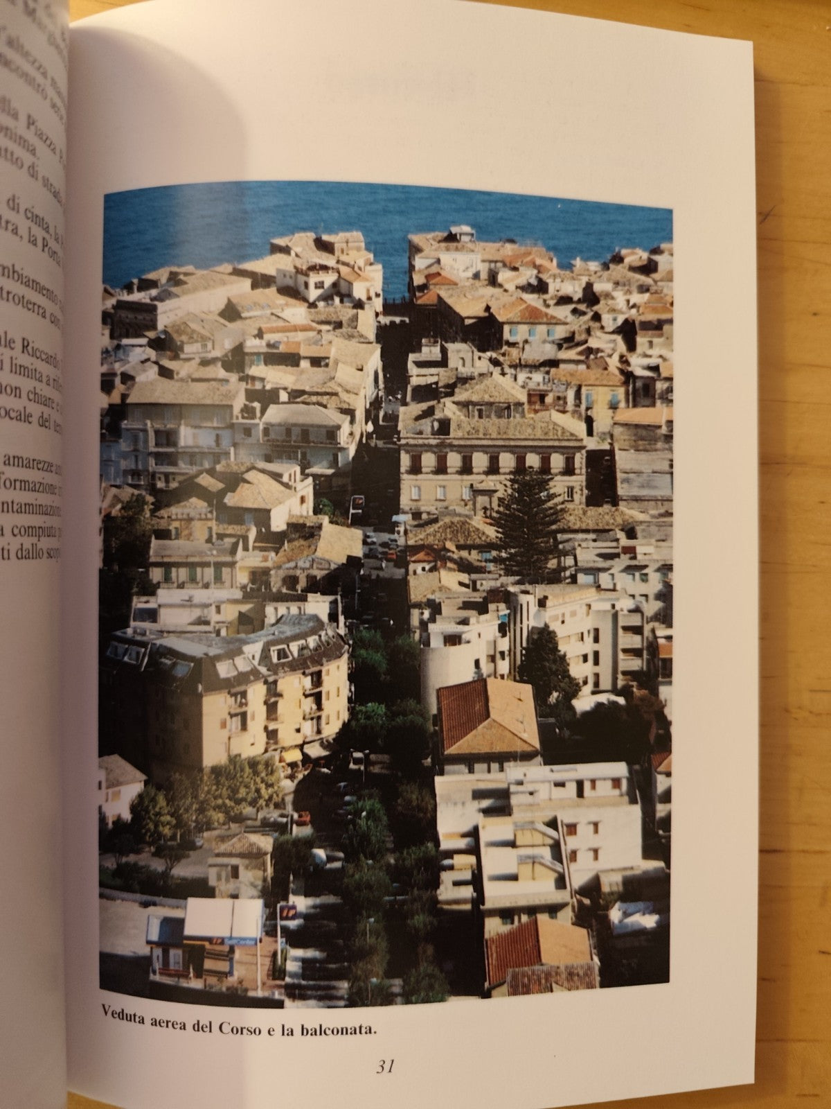 Tropea ieri Tropea oggi, Bernardo Negro - cenni storici Guida Turistica 1993