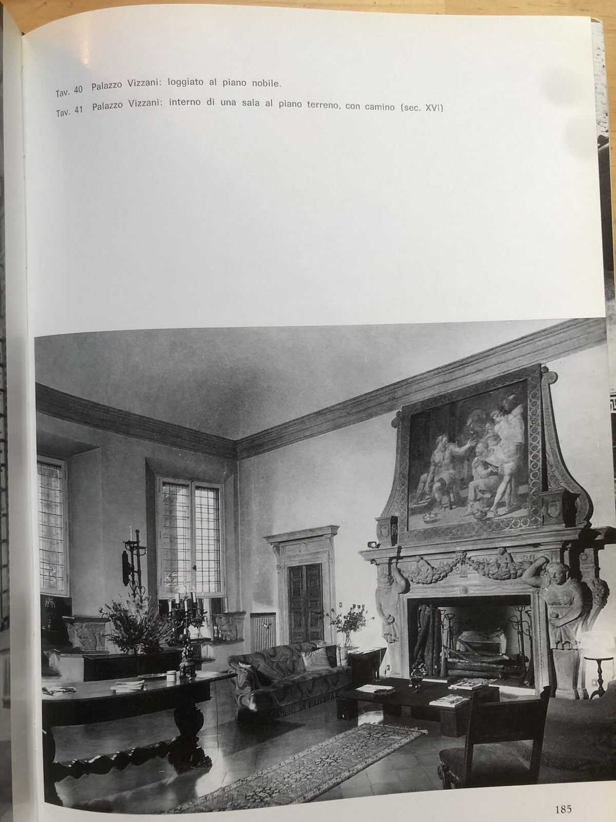 I palazzi senatorii a Bologna Architettura come immagine del potere - G. Cuppini