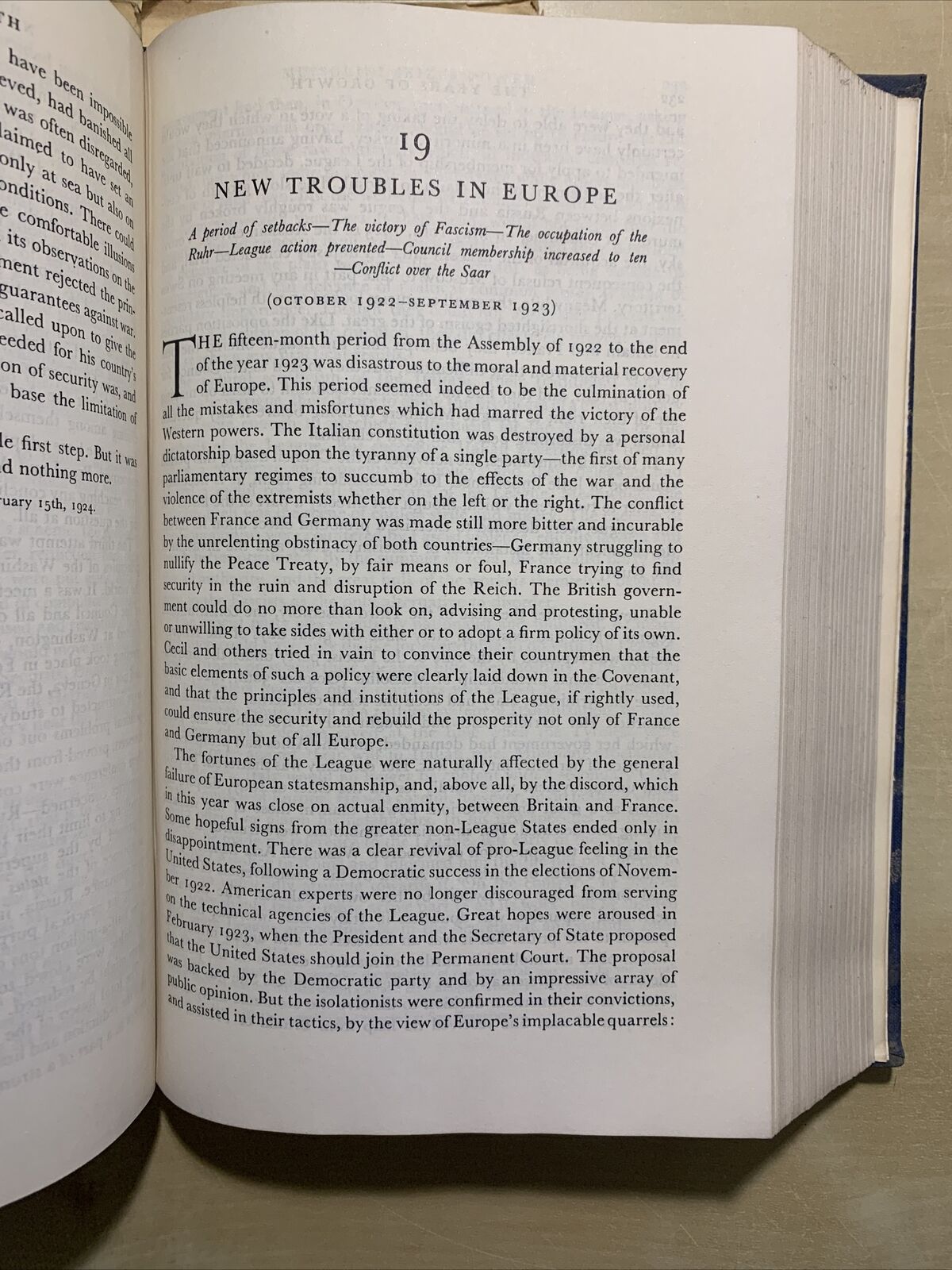 history of THE LEAGUE OF NATIONS - F. P. WALTERS. OXFORD UNIVERSITY PRESS 1960 #