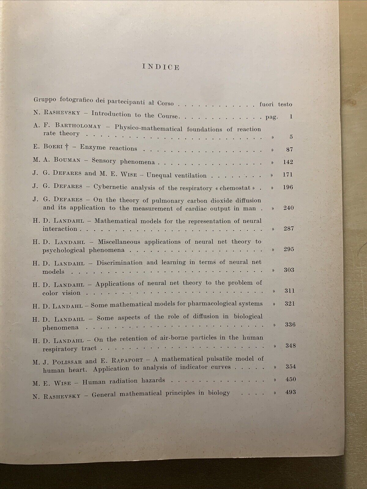 Physicomathematical aspects of biology - N. Rashevsky, academic press New York #