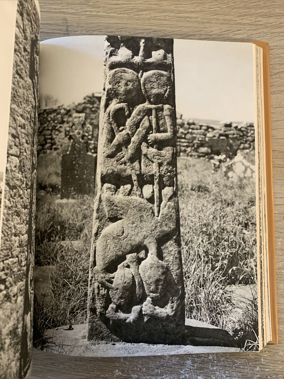 L'Irlanda - Jaca Book. Europa Romanica, Francoise Henry. 1980