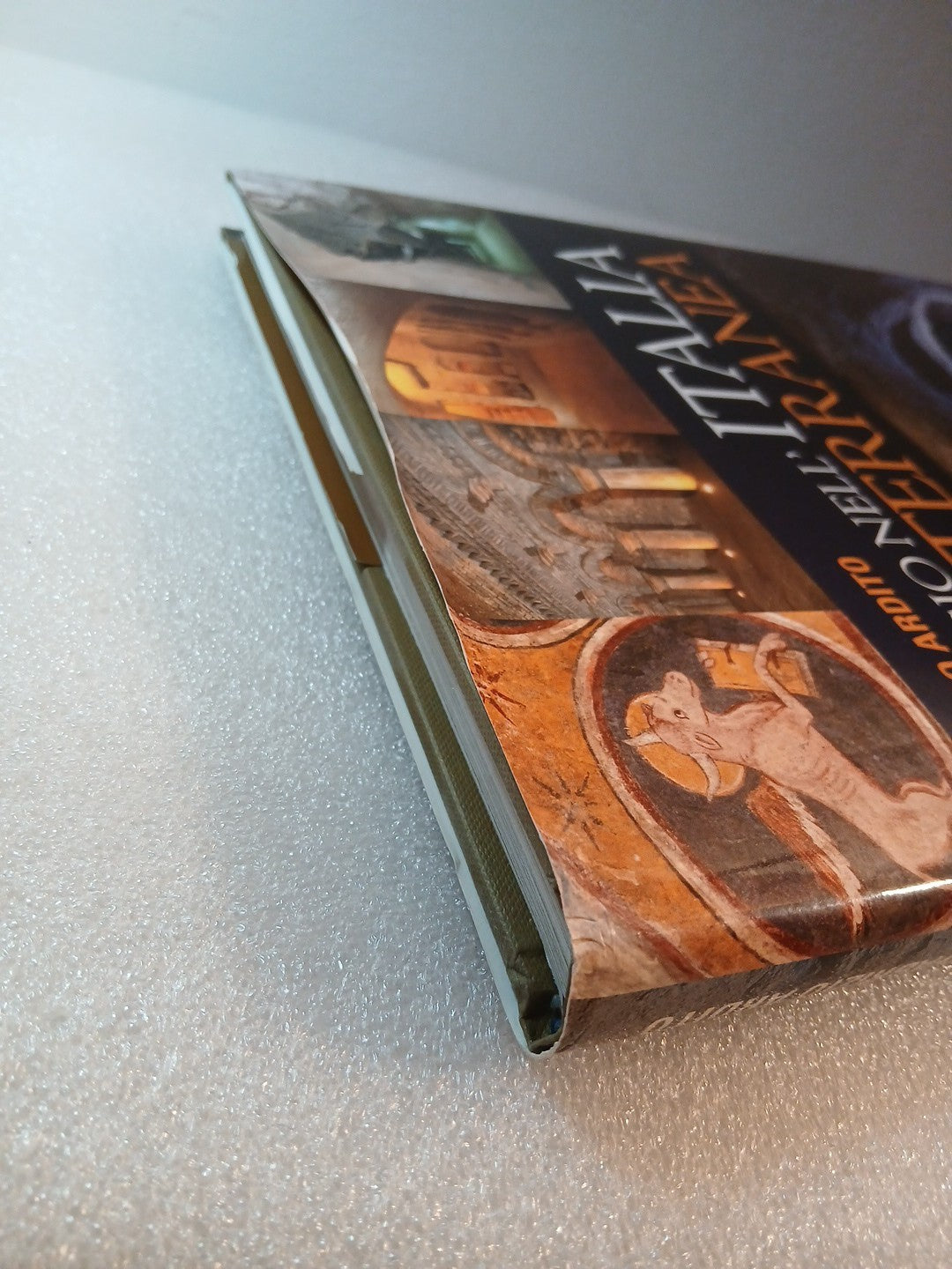 Viaggio nell'Italia sotterranea, Fabrizio Ardito, Giunti editore 2010