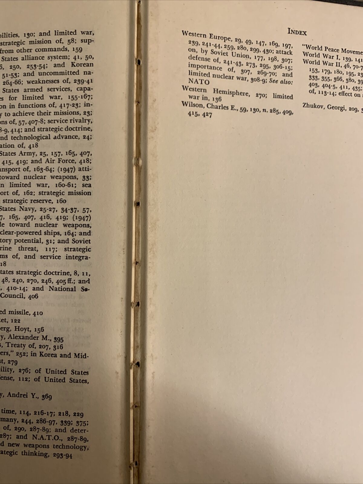 NUCLEAR WEAPONS AND FOREIGN POLICY. Henry A. Kissinger 1957 third printing