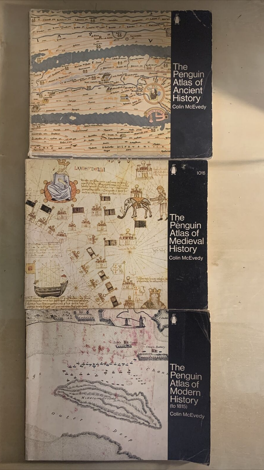 THE PENGUIN ATLAS - ANCIENT, MEDIEVAL, MODERN HISTORY. COLIN MCEVEDY #