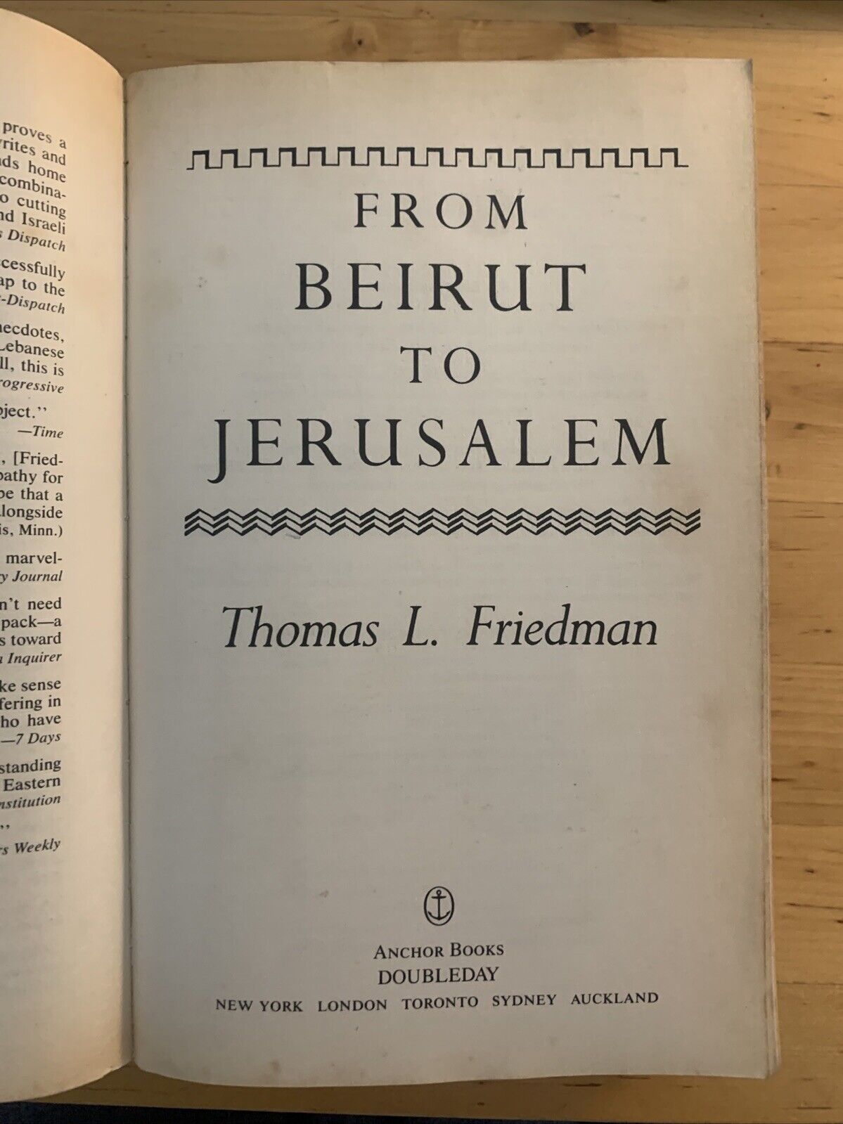 From Beirut to Jerusalem - Thomas L. Friedman. Anchor Books 1990