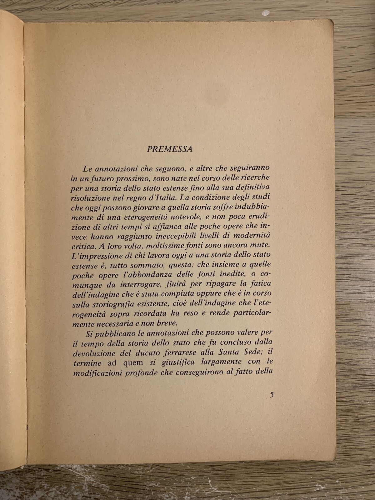 Per una storia dello stato Estense, dal quattrocento all' . . cinquecento.Marini