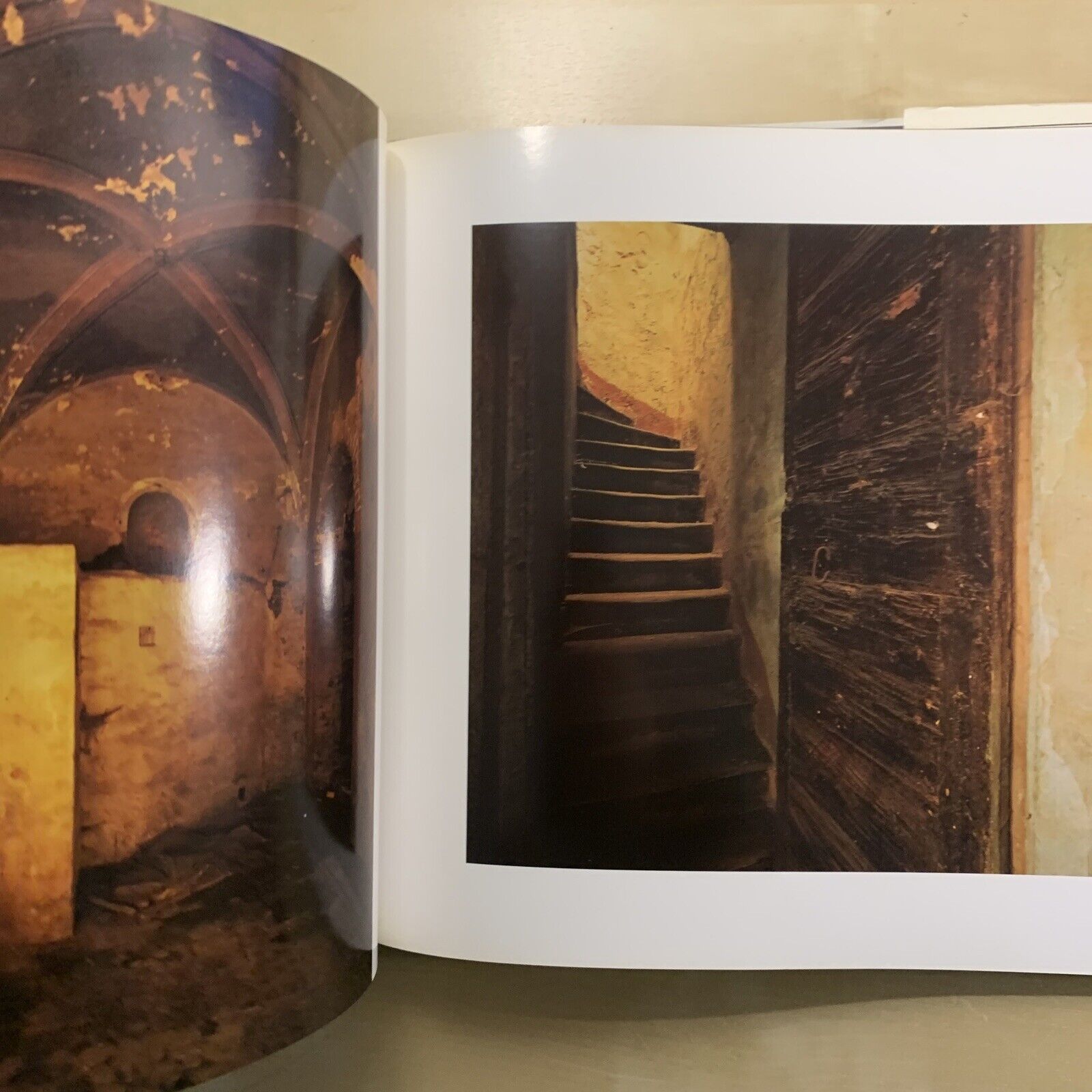FERRARA INTERNI - Paolo Zappaterra, Roberto Pazzi, spazio libri editori 1990 #
