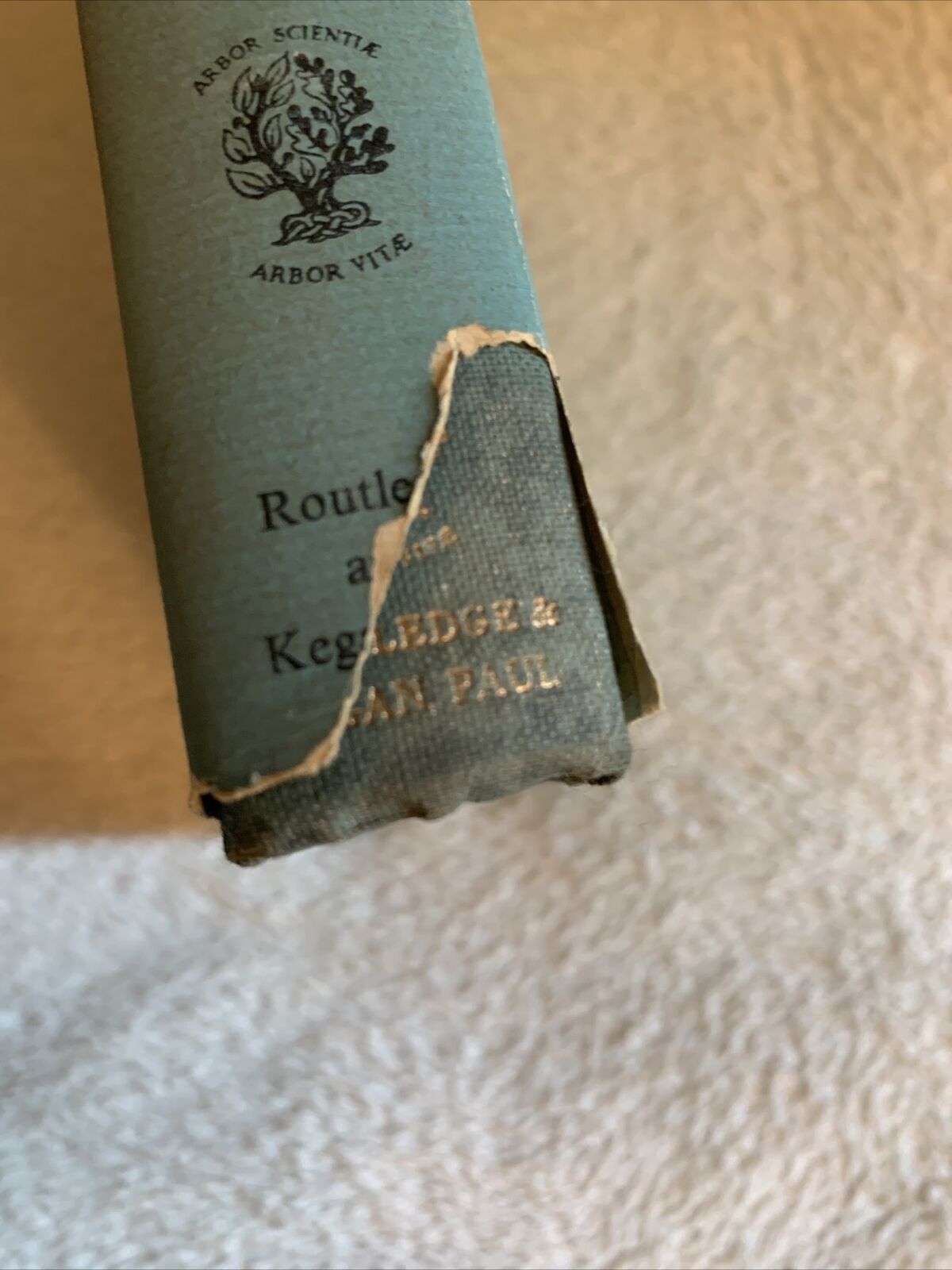 POPULATION AND SOCIETY IN THE ARAB EAST, Gabriel Baer. Routledge and Kegan 1964