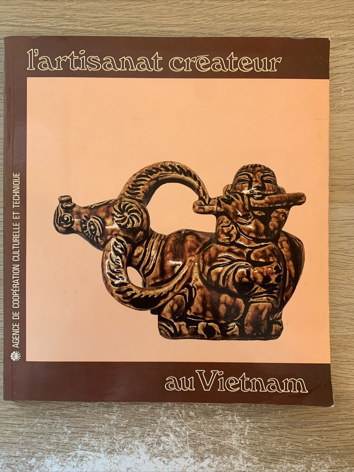 L'ARTISANAT CREATEUR AU VIETNAM. VIETNAM ARTIGIANATO 1983