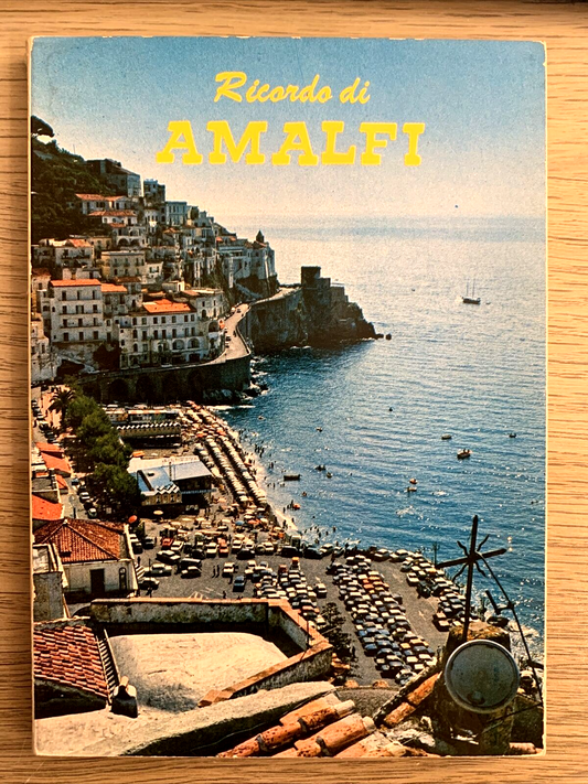 Ricordo di Amalfi. Cartoline raccolta, 17 cartoline