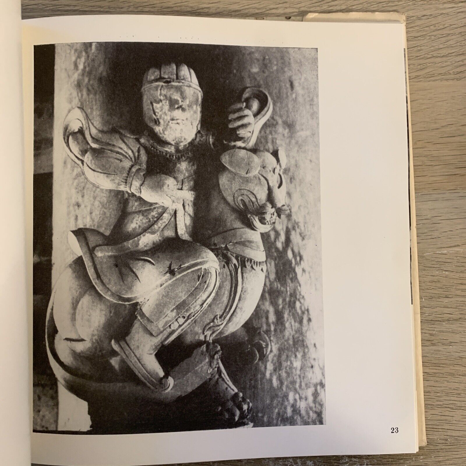 VIETNAM Dieu Khac Dan Gian - Sculpture. Hanoi 1975