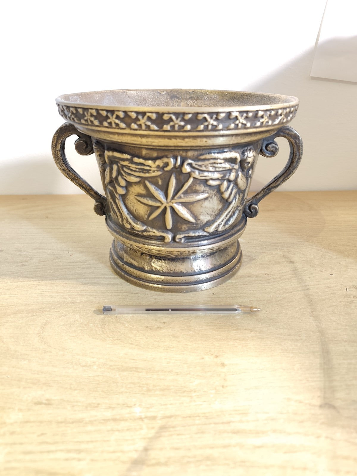 Mortaio in bronzo – Fusione su modello seicentesco, oggetto d'arredo fattura'900