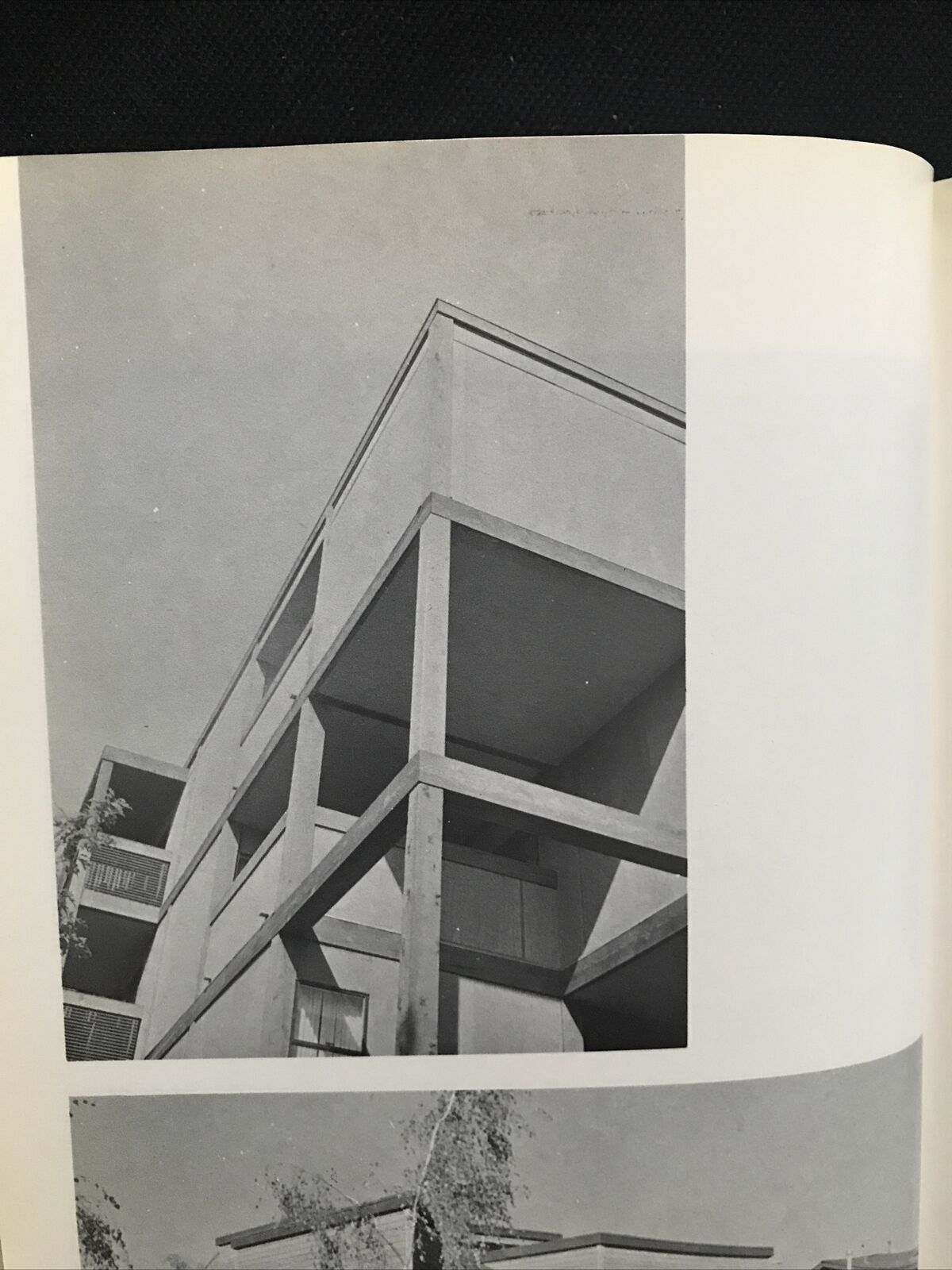 ARCHITETTURA E TECNOLOGIA APPROPRIATA, Virginia Gangemi, Franco Angeli