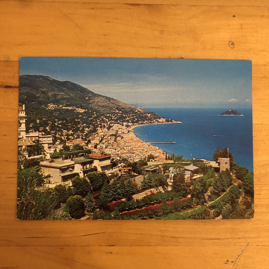 CARTOLINA - ALASSIO, VIAGGIATA 1983