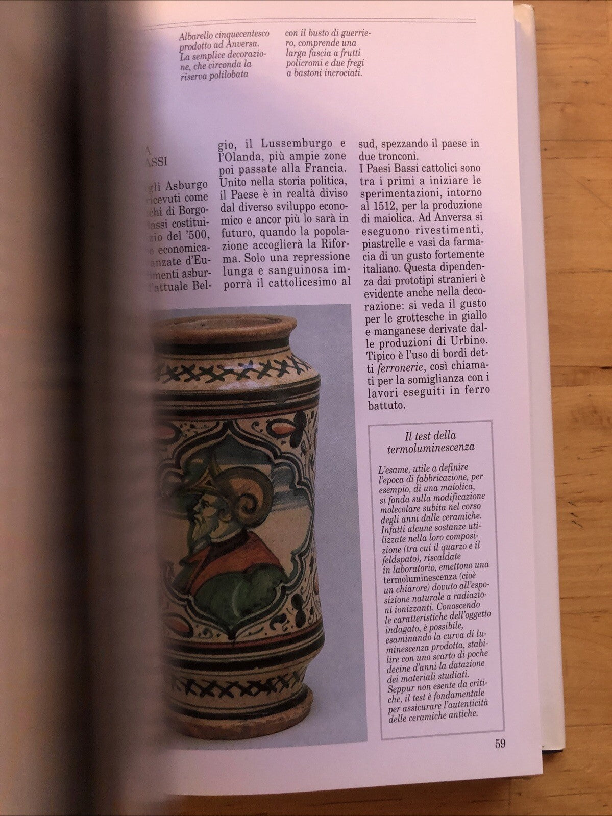 Ceramica terrecotte maioliche grès porcellane terraglie dall'antichità a oggi