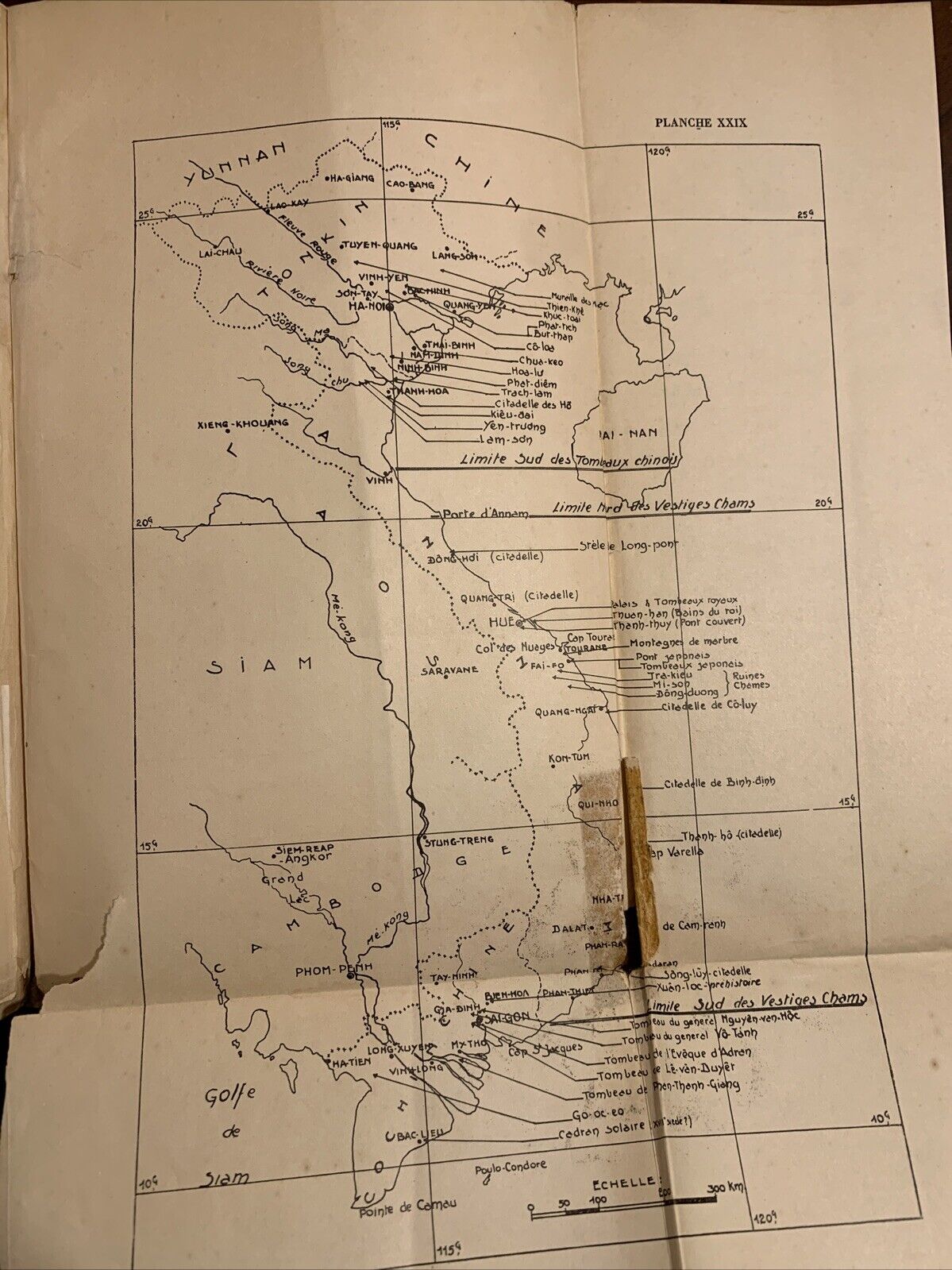 L'Art Vietnamien - Louis Bezacier, editions de l'union Francaise 1954