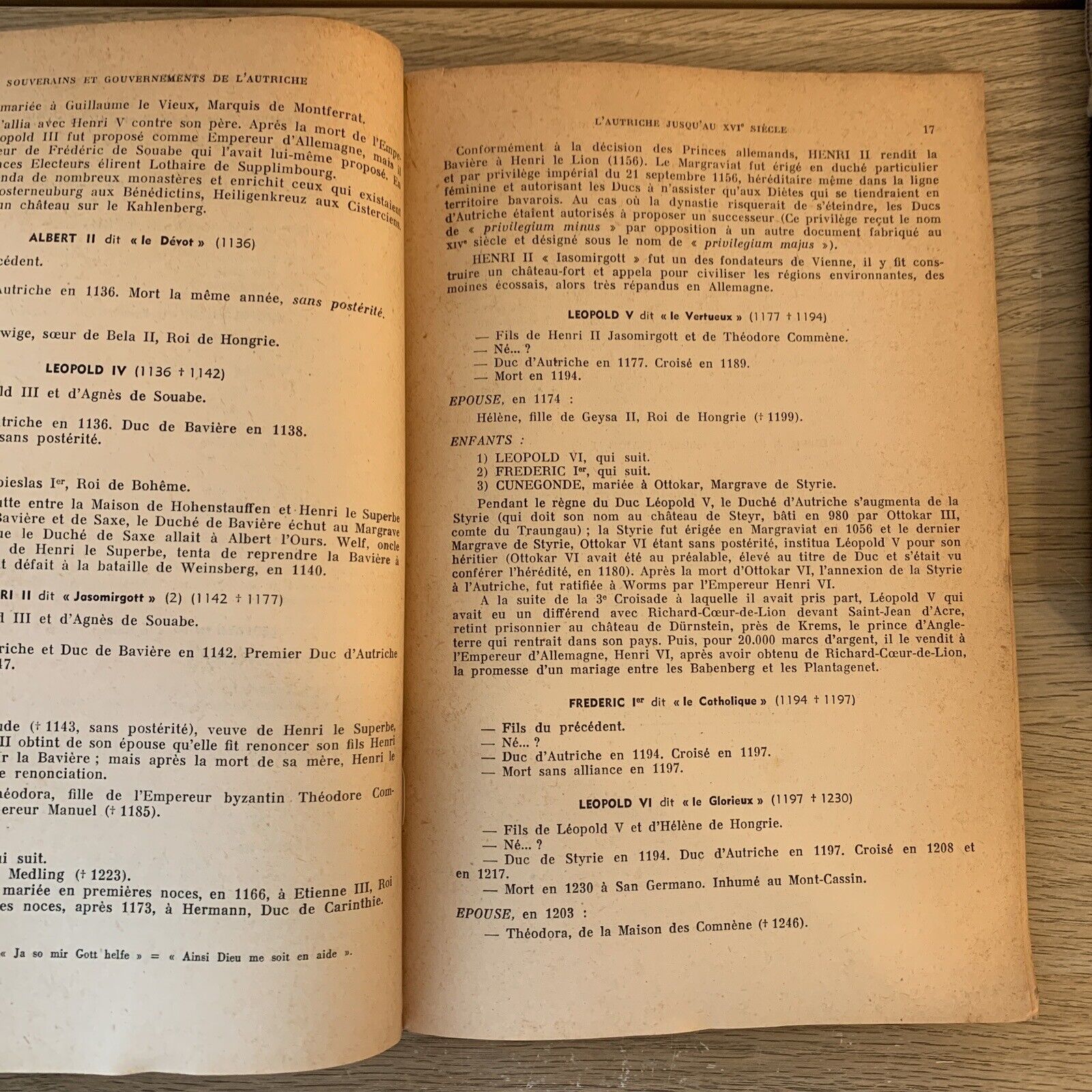 LES CAHIERS DE L'HISTOIRE N. 11, souverains et gouvernements de l'Autriche