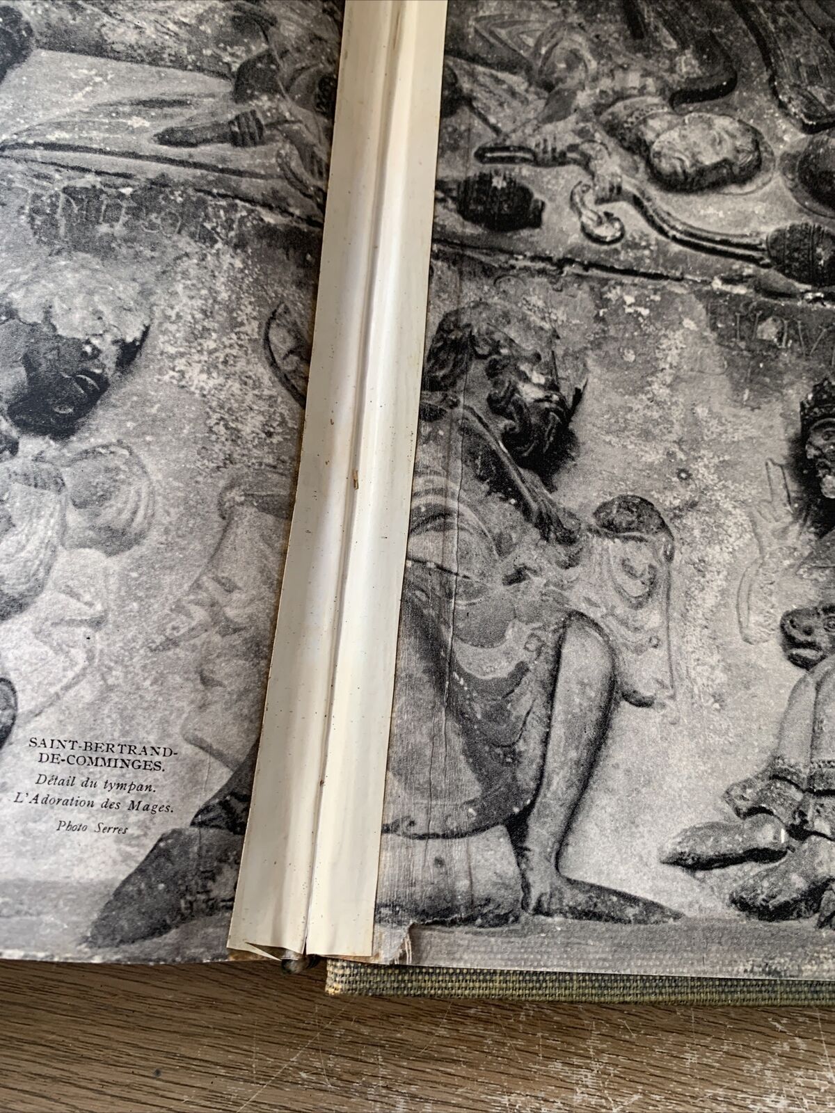L'ART ROMA EN FRANCE . FLAMMARION 1961