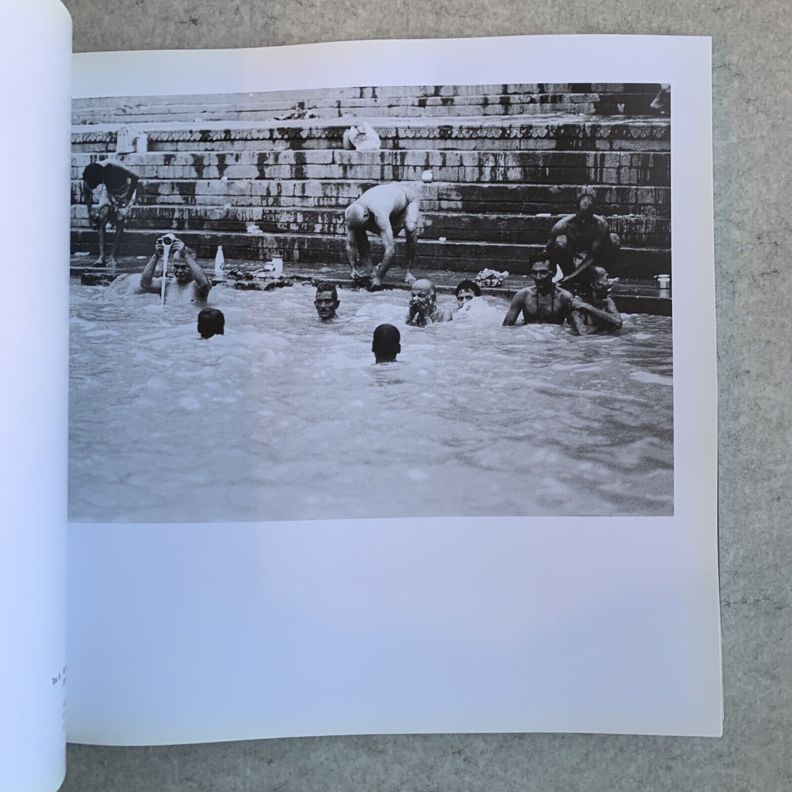 IMPRONTE DI LUCE - Stefano Schrievers. In viaggio nelle terre degli Uomini 2006#